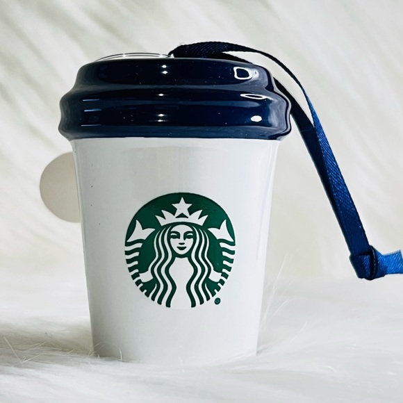 Mickey Mouse Starbucks Cup Ornament – Magic Kingdom - Picture 5 of 7